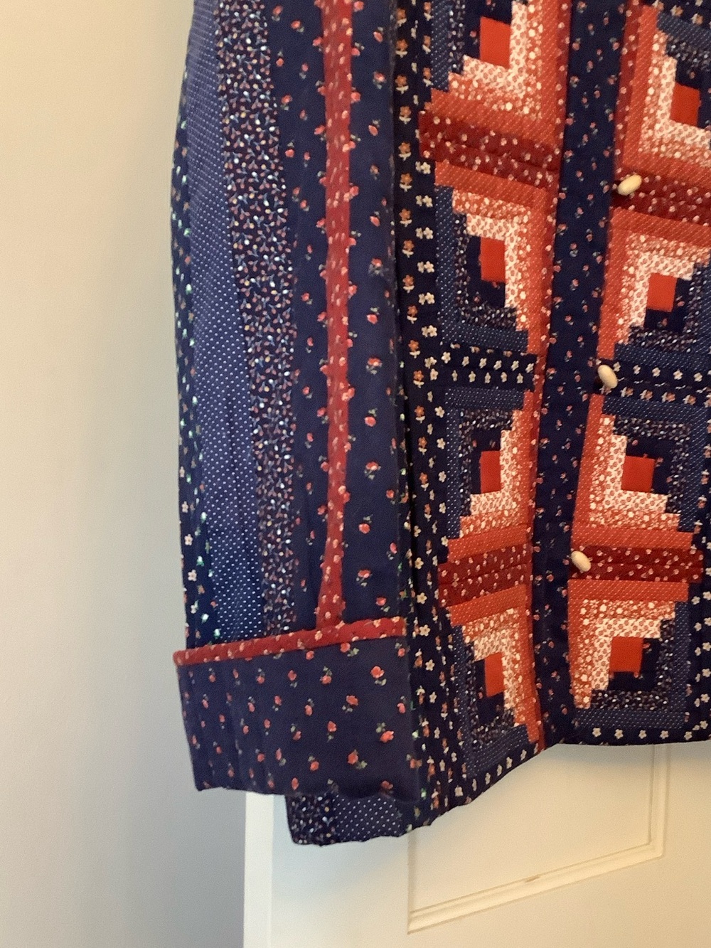 Handmade Quilted Patchwork Utility Tamarack Jacket in Navy and Red - Picture 5 of 9